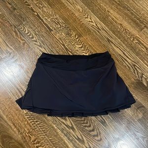Lululemon black tennis skirt